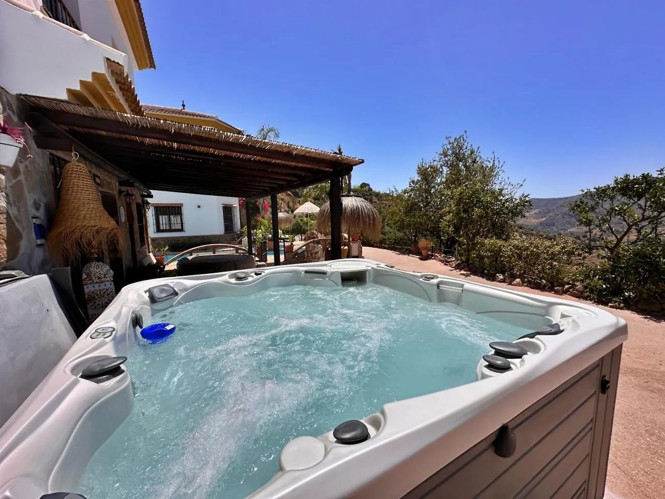 Villa Malaga Con Jacuzzi Piscina Vallada Barbacoa By Andaraholidays